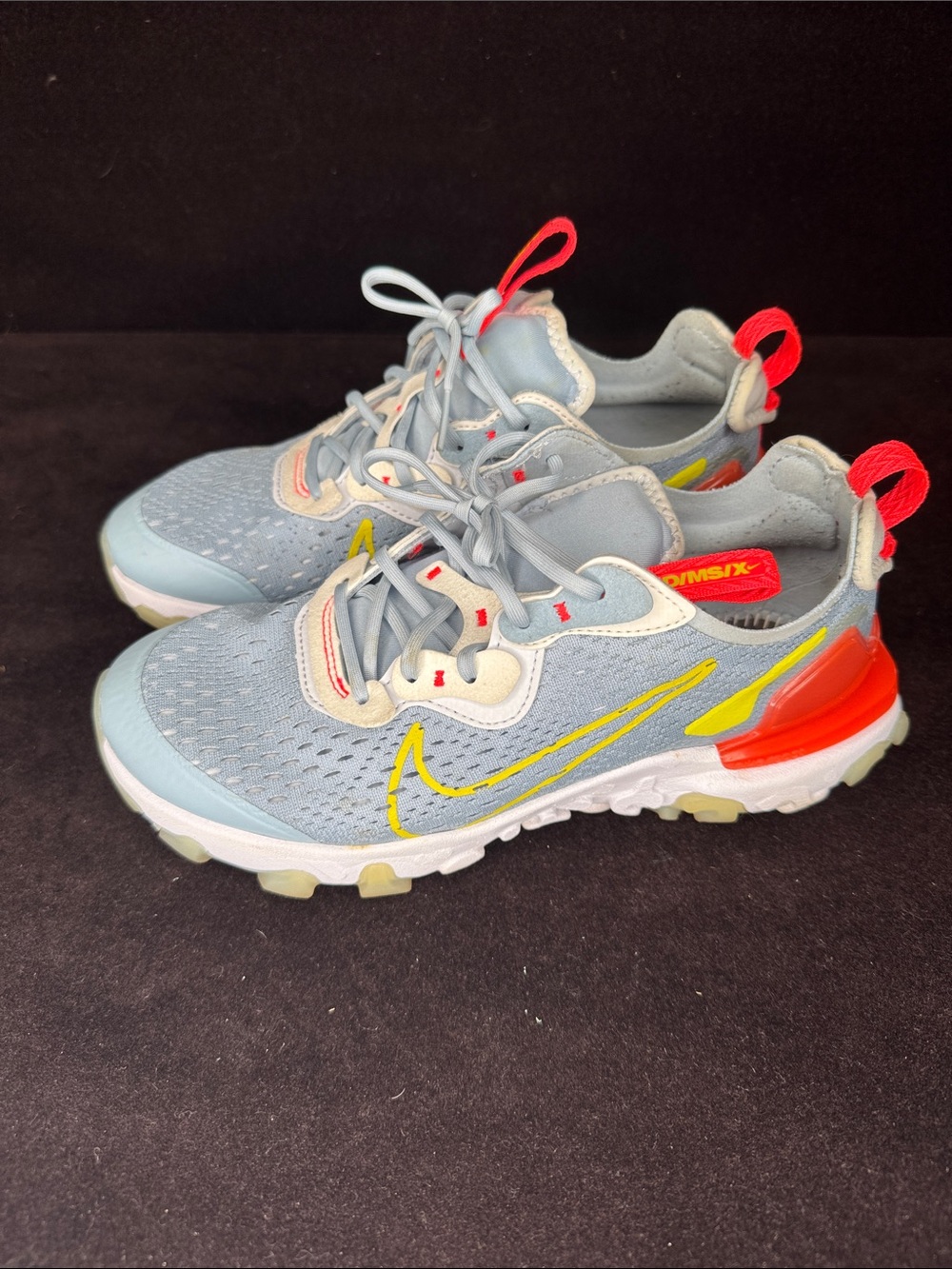 Nike React Vision sneakers (insoles missing) sz 5.5Y or 7W